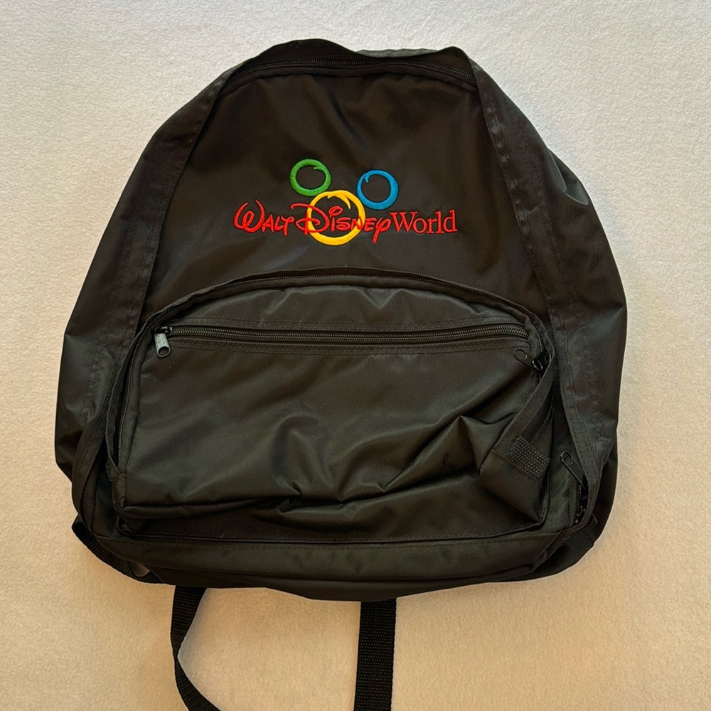WALT DISNEY WORLD RESORT embroidered Mickey Mouse 90’s back pack